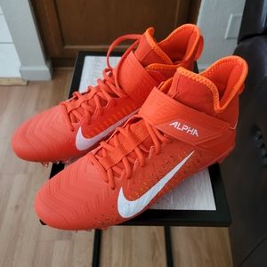 Nike Men's Force Savage Varsity 2 Football…